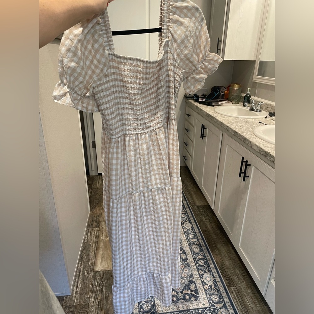 Gingham Puff Sleeve Maxi Dress